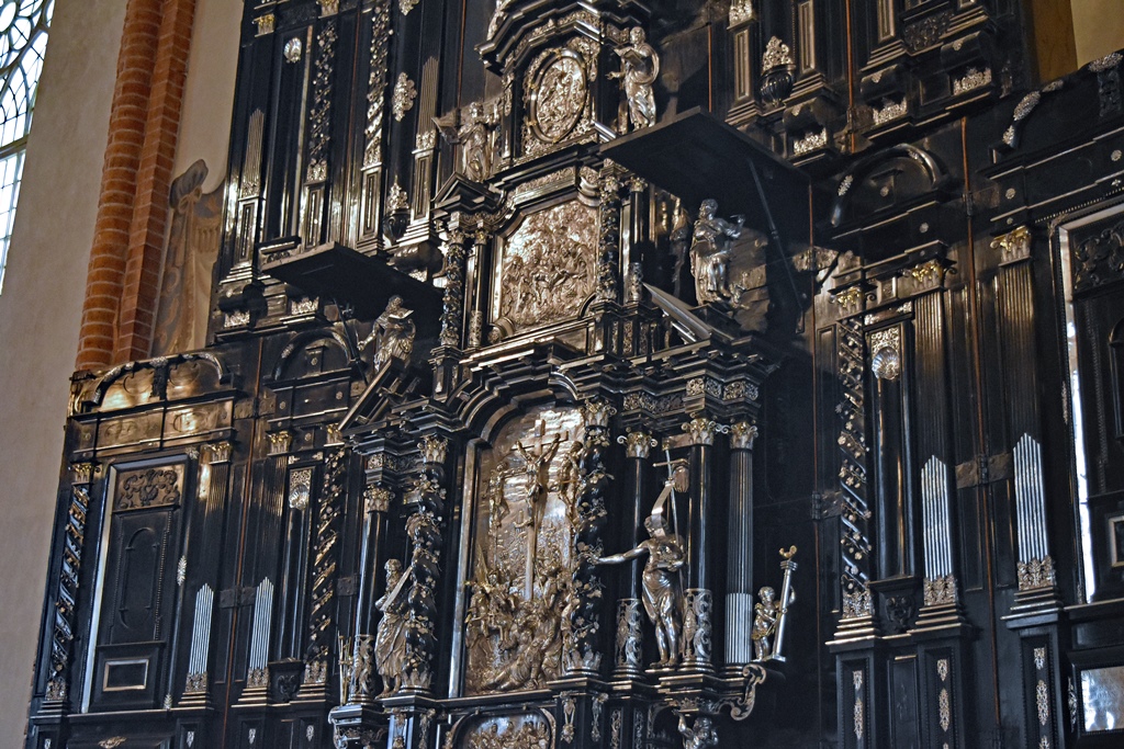 Altarpiece Detail